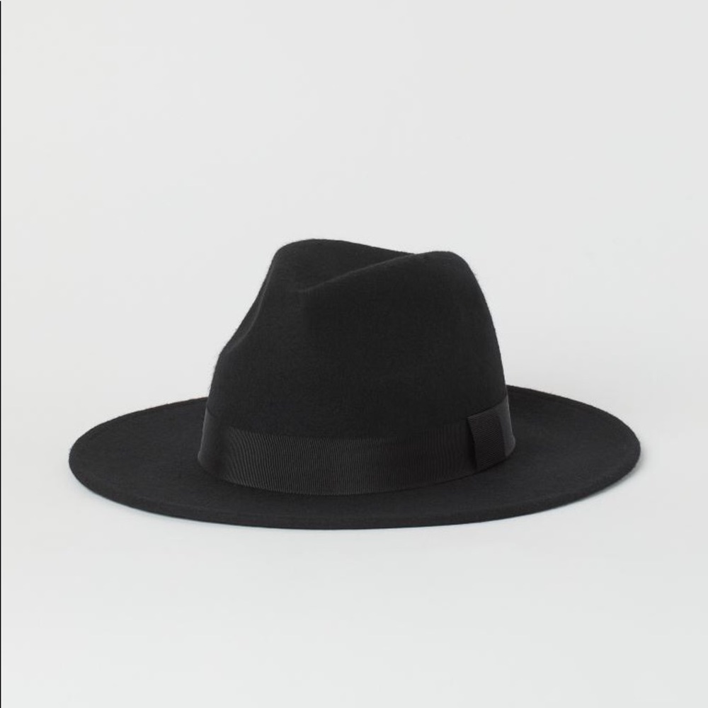 H&M Felted Wool Hat in Black